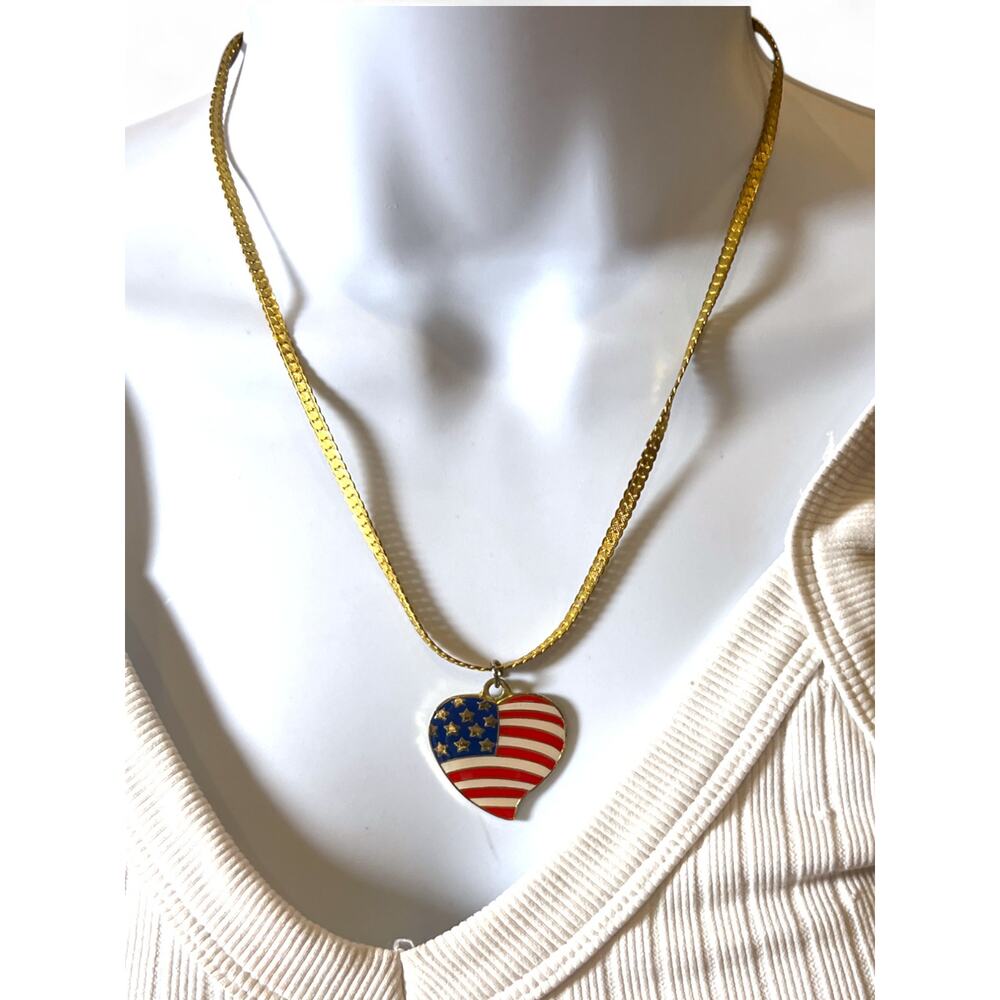American Flag Pendant Necklace USA Flag Jewelry Patriotic Gold Chain Pendant